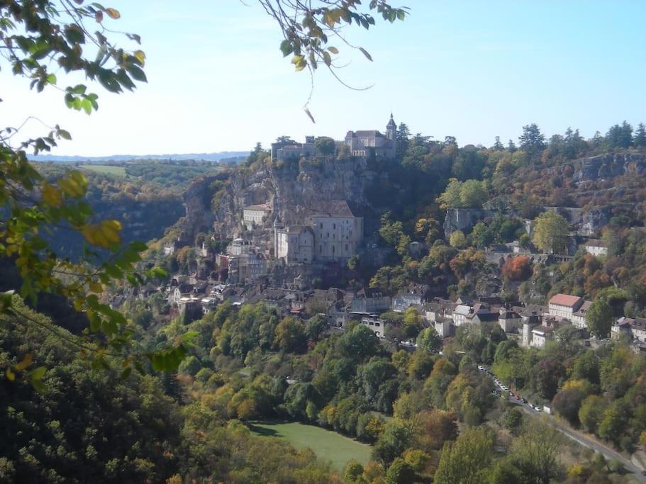 Maison Chaleureuse Pres De Rocamadour Alvignac Exterior photo